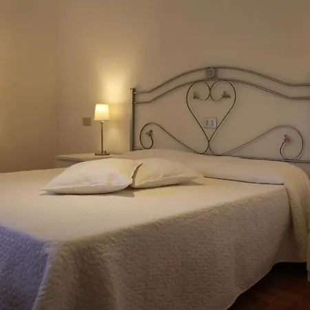 Tenuta Domine شقة إمبيريا